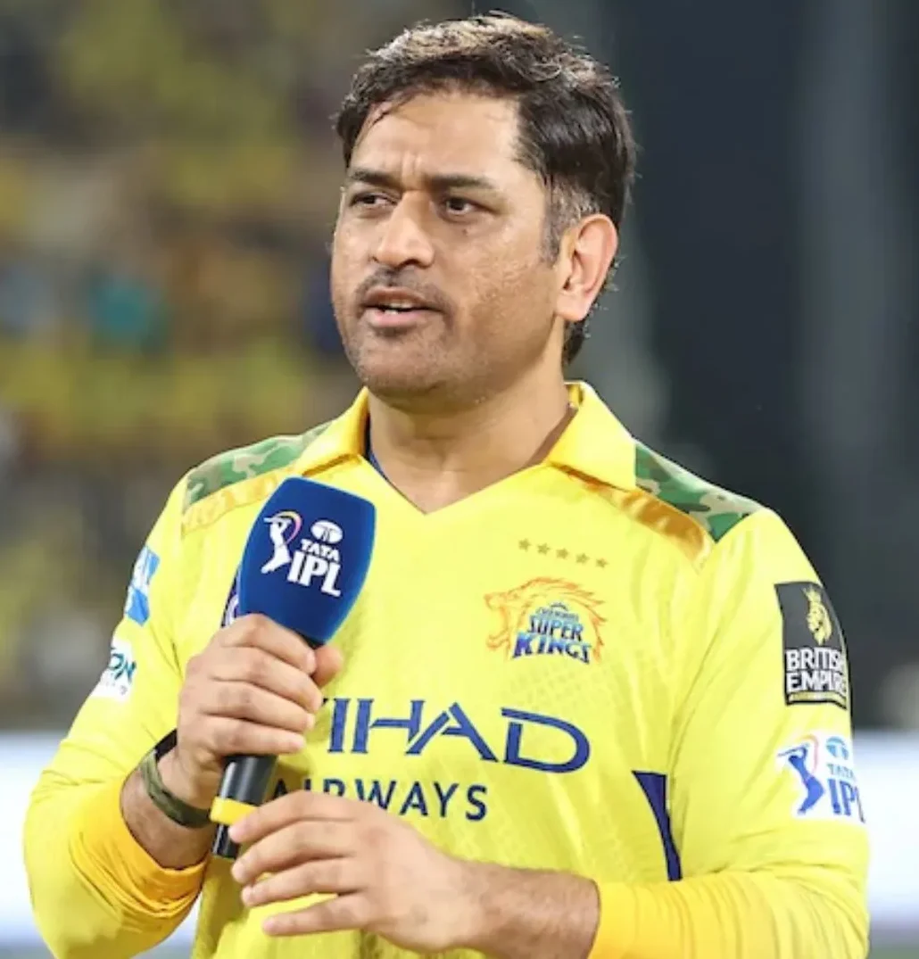 MS DHONI ipl कैरियर पर उंगली