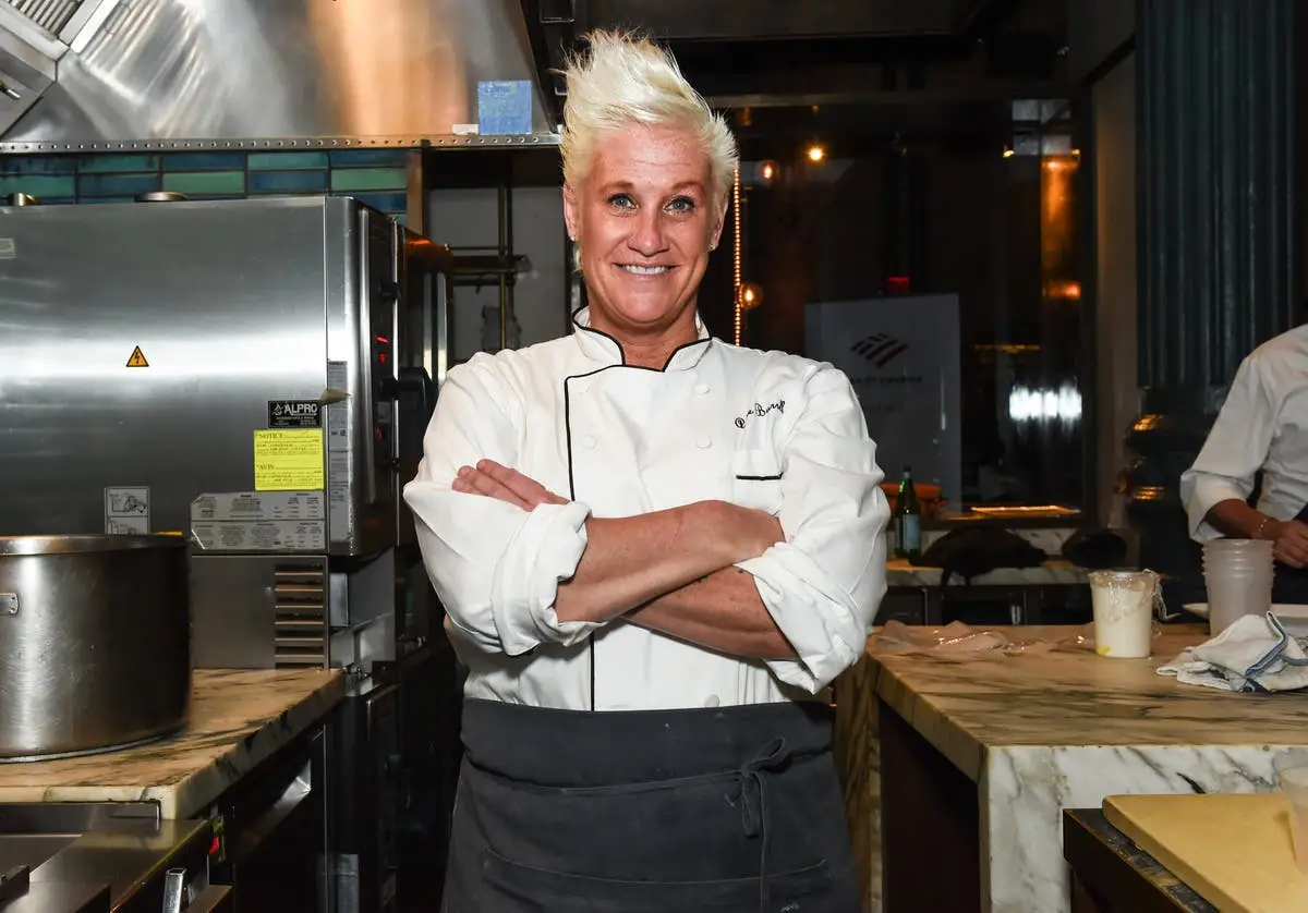 Food Network की फेमस Chef Anne Burrell का निधन, उम्र 55 साल थी