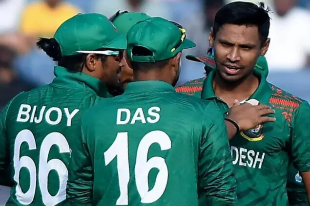 बांग्लादेश के तेज गेंदबाज मुस्ताफिजुर रहमान की फाइल फोटो